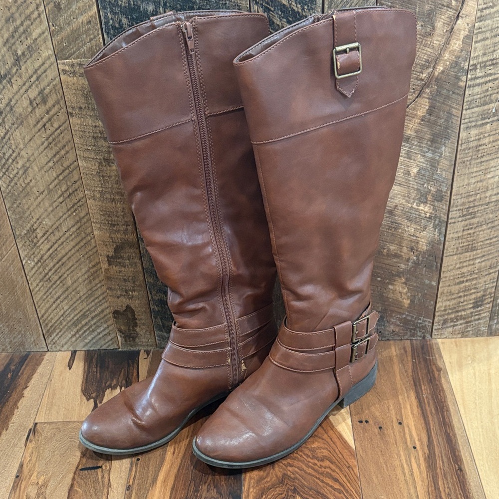 American Eagle by Payless Brown Heeled Boots